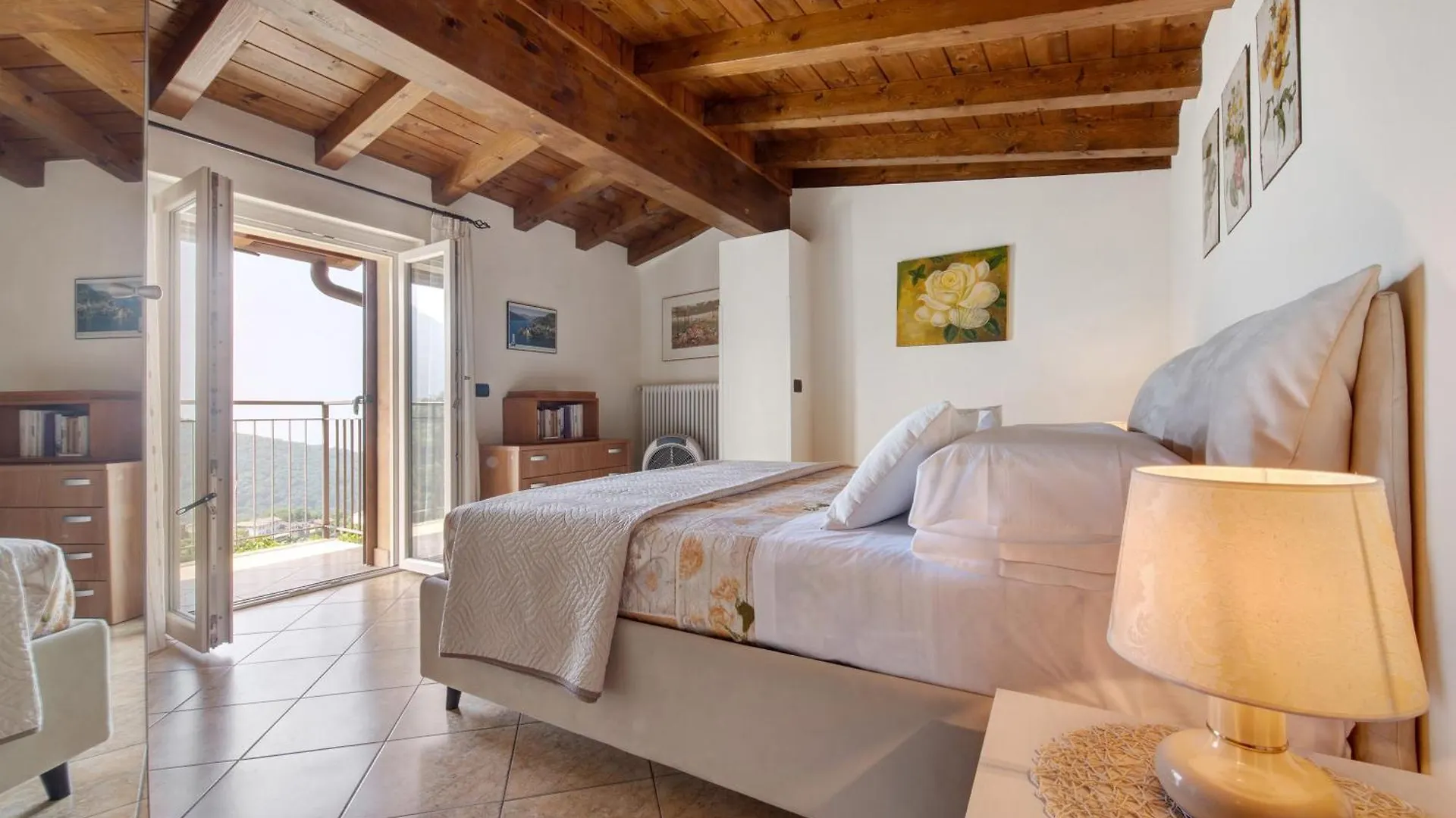 Apartament Splendido Loft Panoramico Veleso 0*,