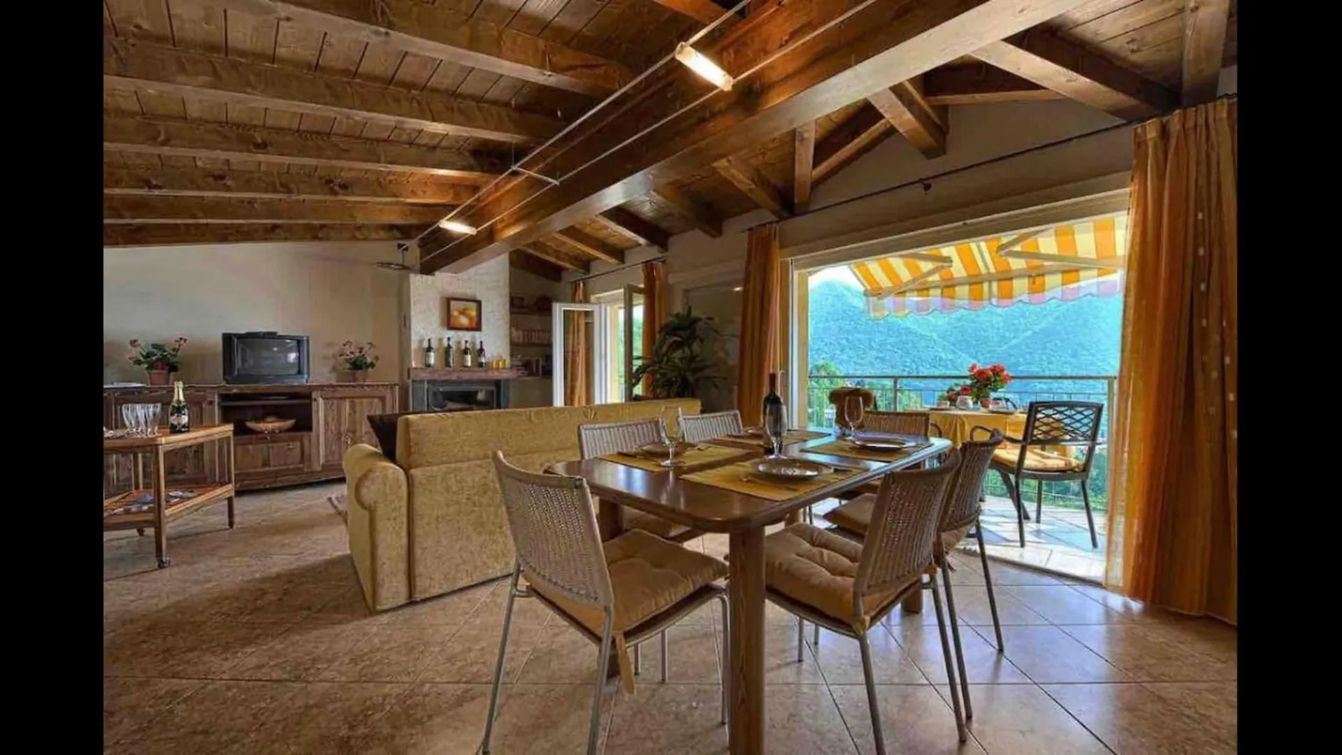 벨레소 Splendido Loft Panoramico 아파트